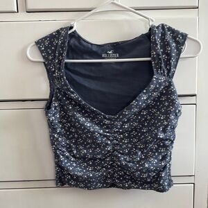 Hollister Women's Blue Floral Top